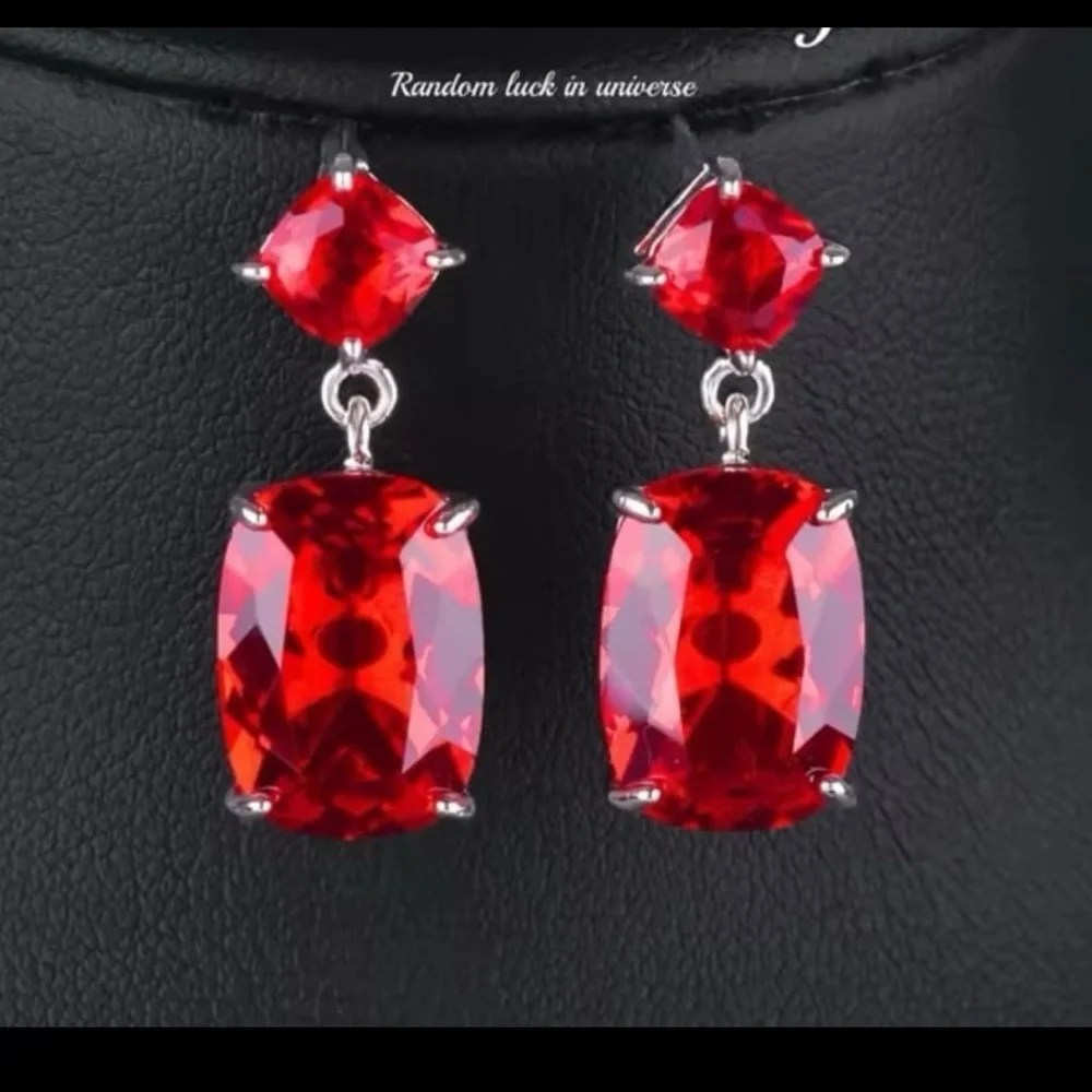 Gorgeous swarovski elements ruby shade necklace 5.2CT square cut earrings